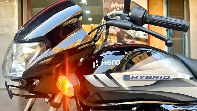 Hero HF Deluxe Hybrid, HF Deluxe mileage, Hero hybrid bike, 75 kmpl bike India, Hero 2 seater bike, HF Deluxe 2025 model, Hero smart features, fuel efficient bikes India, Hero commuter bike, HF Deluxe update,